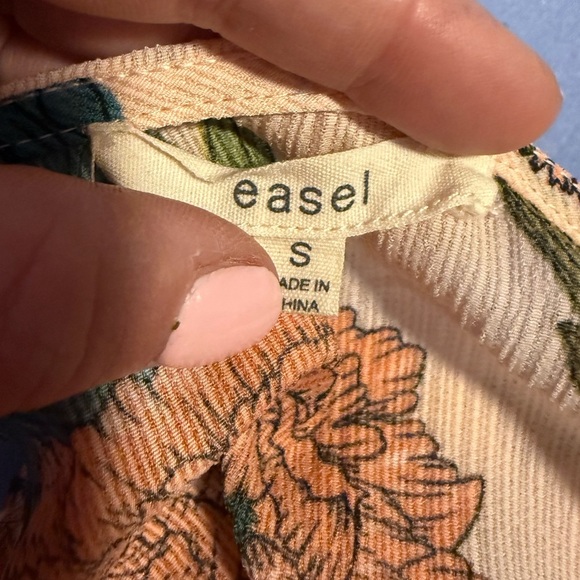 Easel Orange and Blue Ruffled Tie Front Sundress with 3/4 Flutter Sleeves - Picture 7 of 7